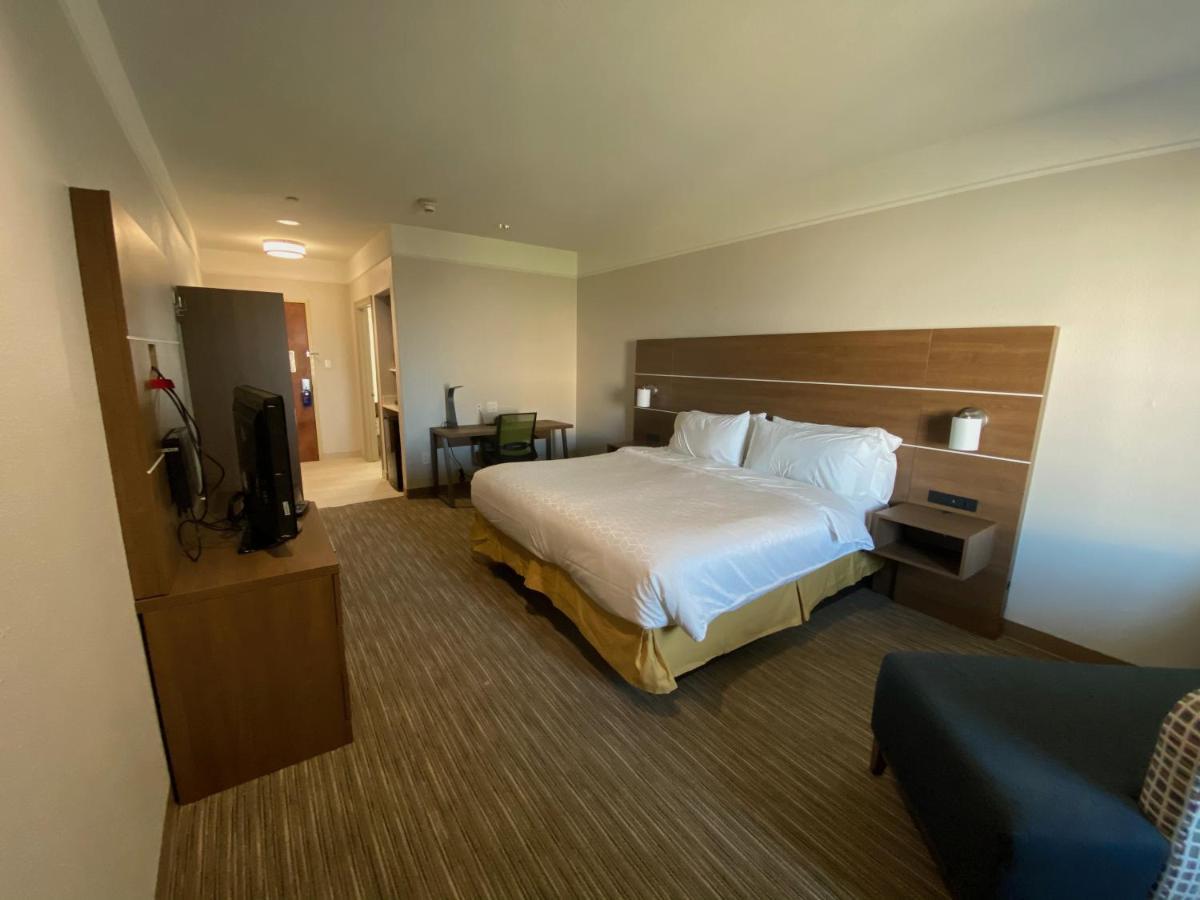 Holiday Inn Express Hotel Galveston West-Seawall By Ihg Bagian luar foto