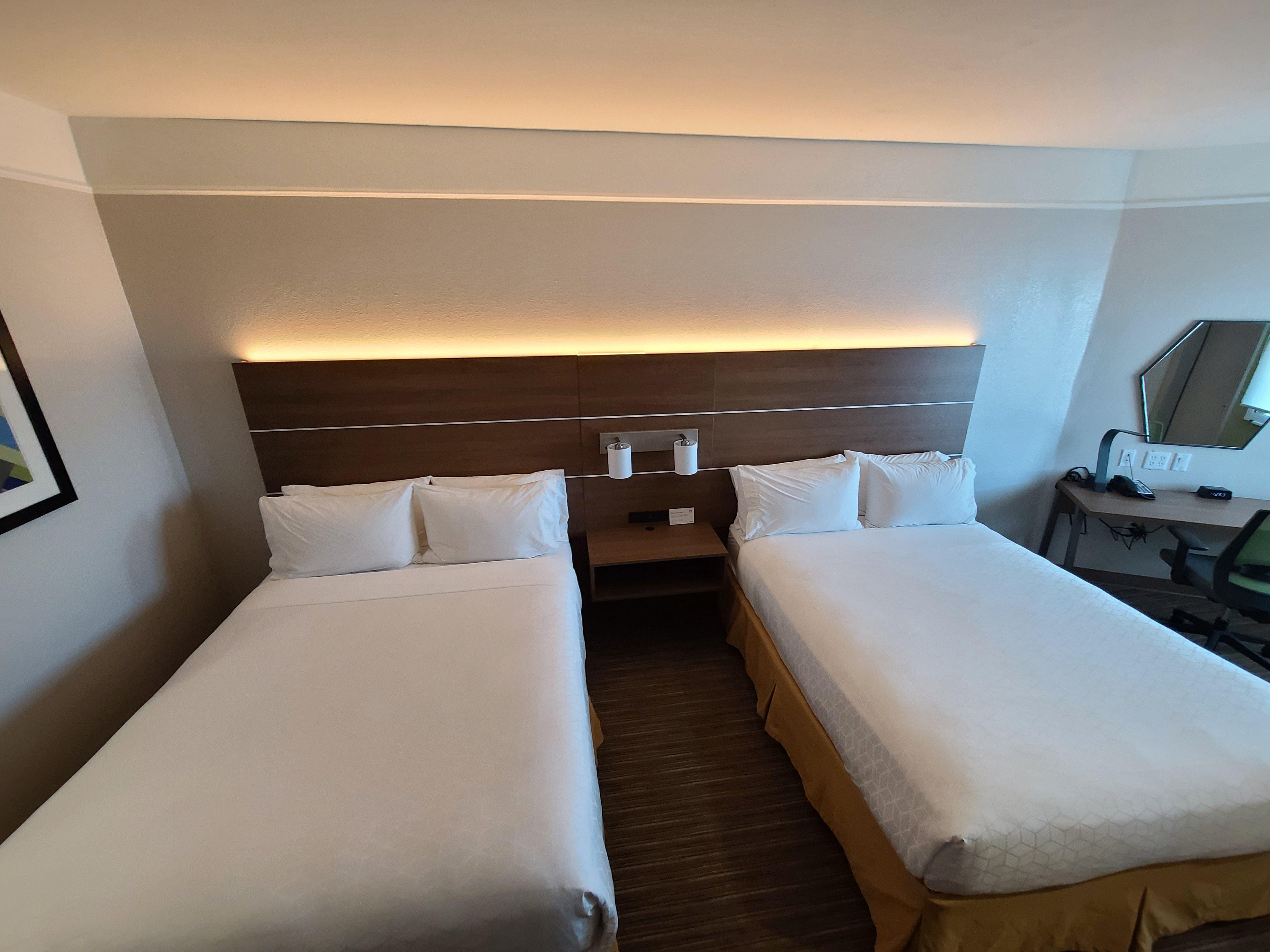 Holiday Inn Express Hotel Galveston West-Seawall By Ihg Bagian luar foto