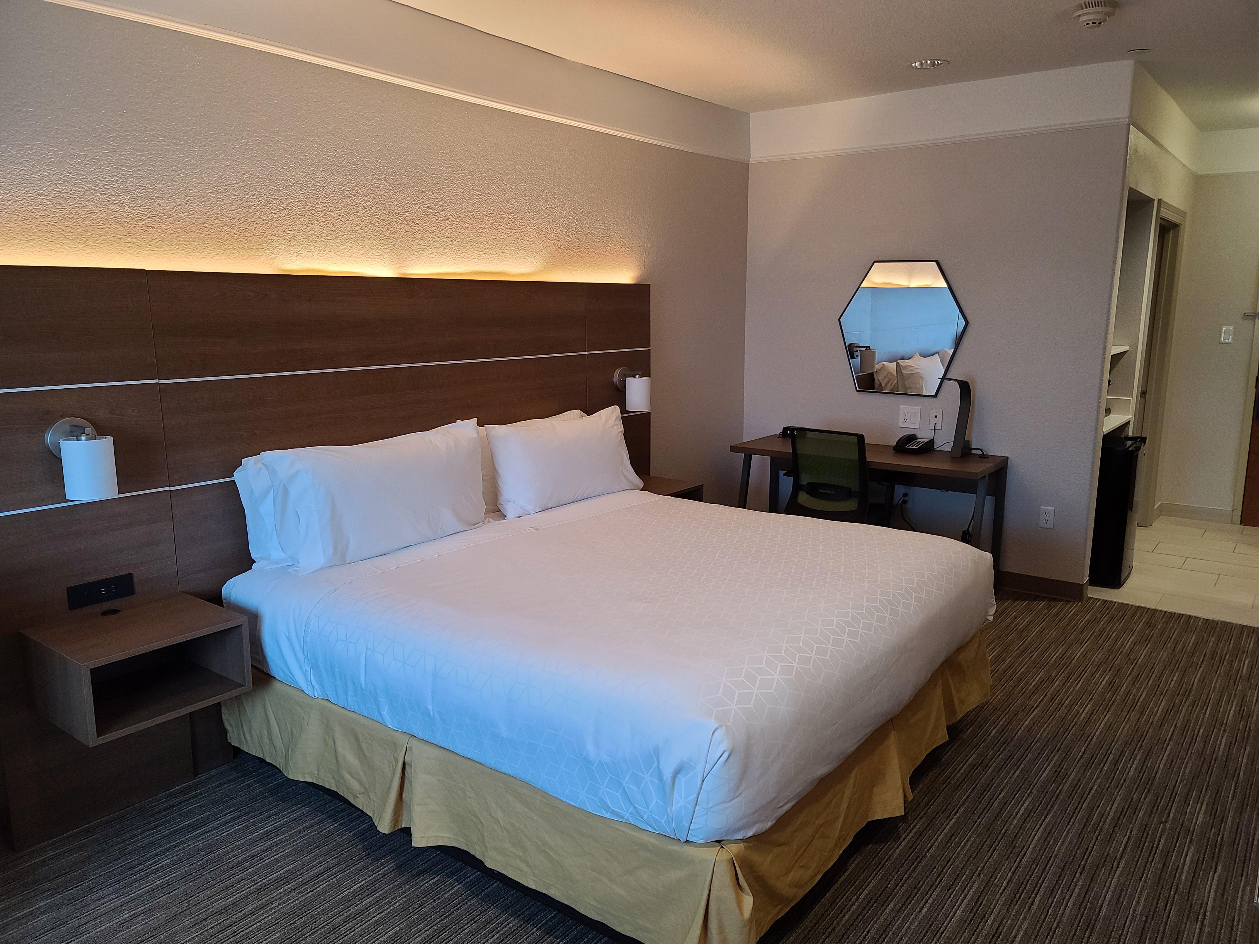 Holiday Inn Express Hotel Galveston West-Seawall By Ihg Bagian luar foto