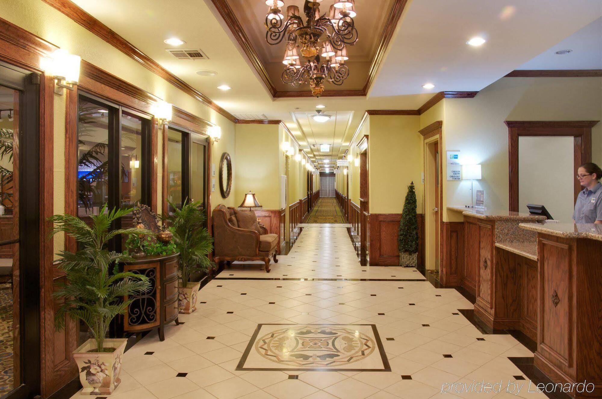 Holiday Inn Express Hotel Galveston West-Seawall By Ihg Bagian luar foto
